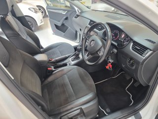 /photos/9695/02c16de1-0eb7-6bcf-b3f2-7df8b4a39b7e_i320x240.jpg