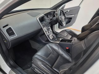 /photos/9695/47615580-709e-1f7c-fc59-1ada5e5d36d3_i320x240.jpg