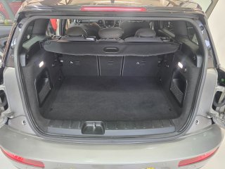 /photos/9695/50844427-8f4d-88ee-b169-cf87bf0fec37_i320x240.jpg